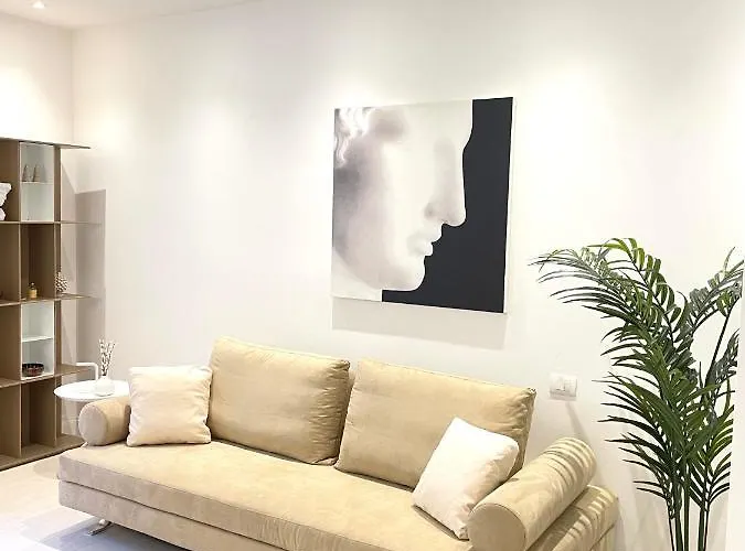 Casa Cavour White