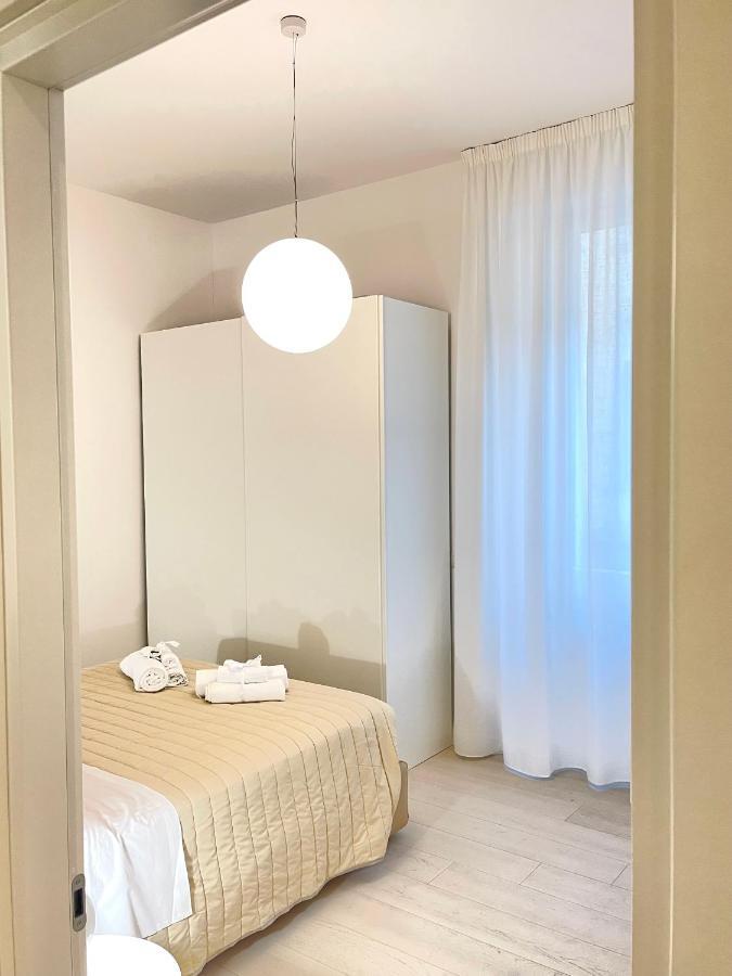 Casa Cavour White